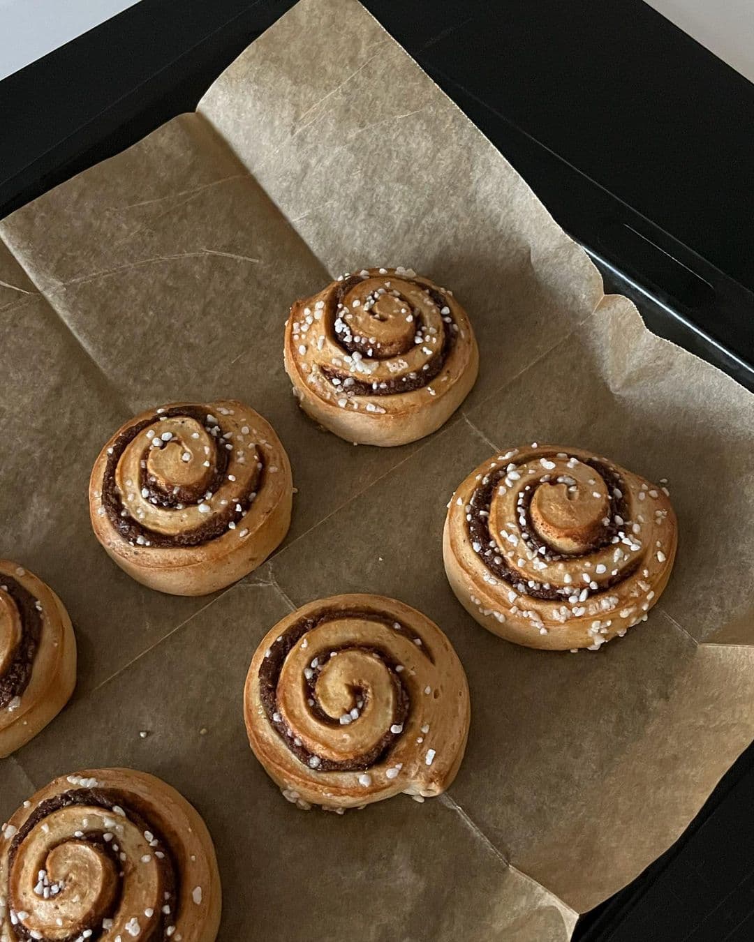 cinnamon rolls with caramel filling