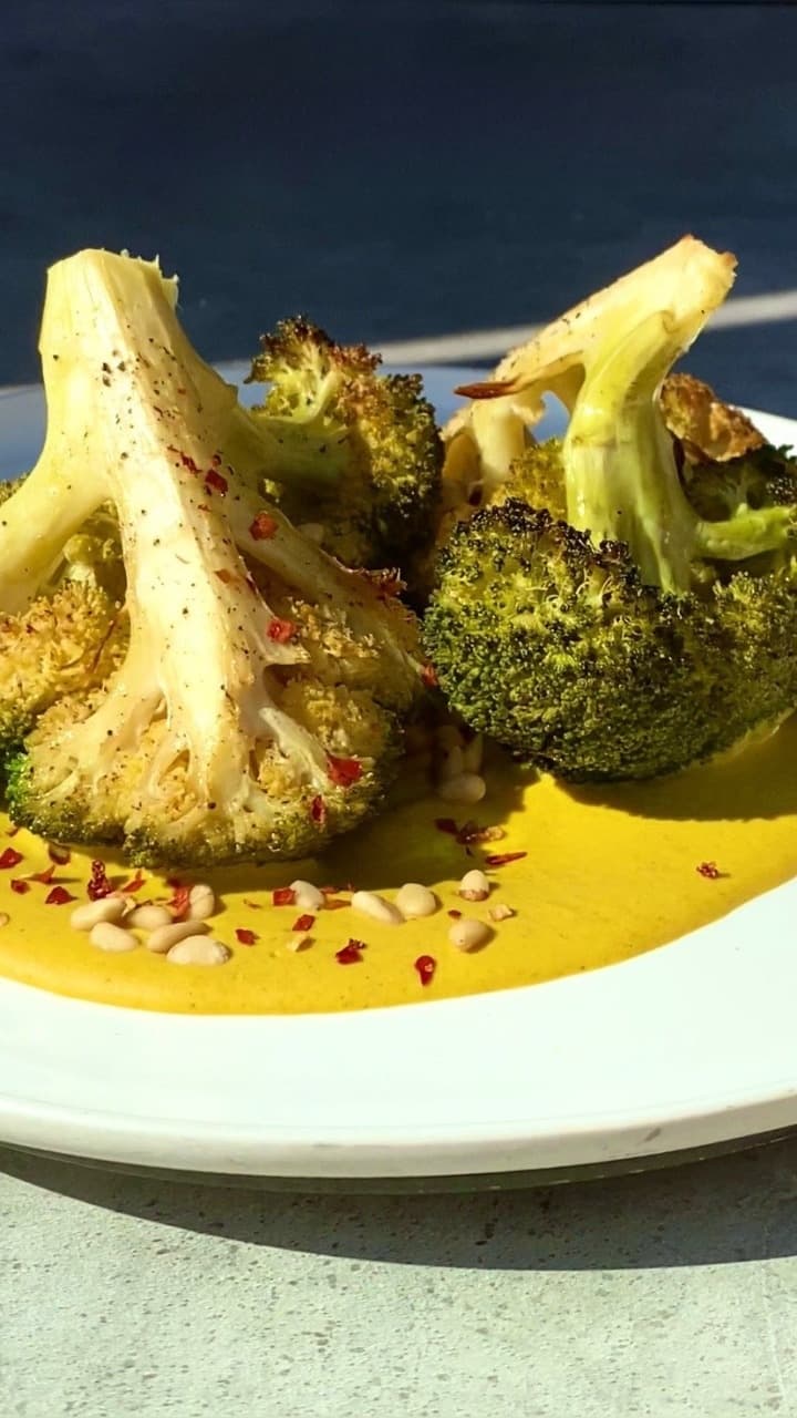 ROASTED BROCCOLI WITH TAHINI CURRY SAUCE